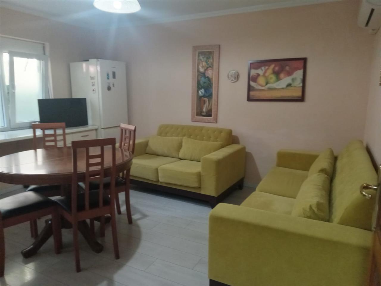 JEPET-ME-QERA-APARTAMENT-1+1-55000-LEKE-MYSLYM-SHYRI