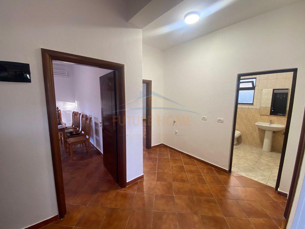 0694603851-Qera--Shtepi-Private--Laprake-
