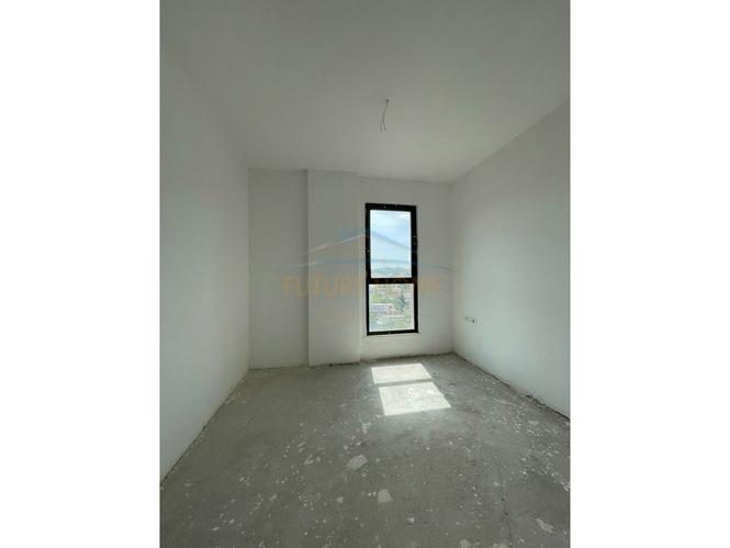 0694738665 Shitet Apartament 3+1+2, Tirana Entry I