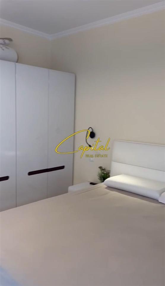 SHITET-APARTAMENT-2+1+2-VLORE-310-000-EURO