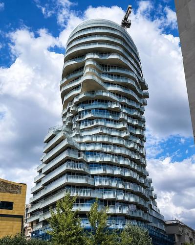 APARTAMENT NE SHITJE 1+1 TIRANAS ROCK QENDER