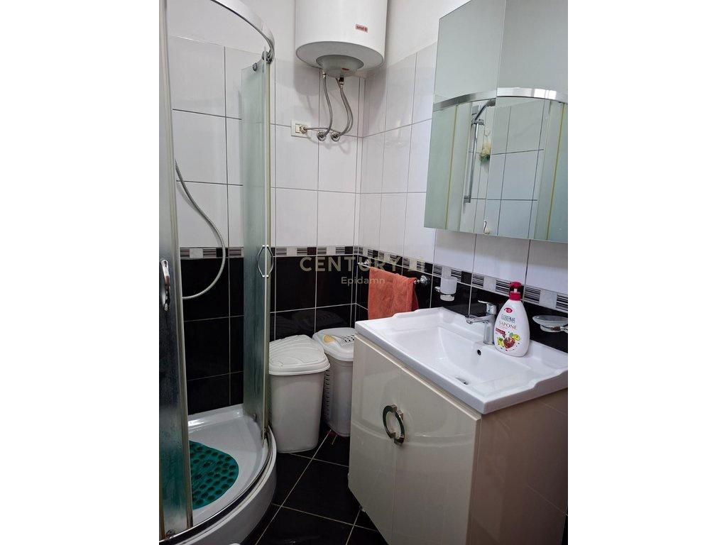 Apartament-2+1+2-Me-Qira-tek-Ujësjellësi---Durrës--