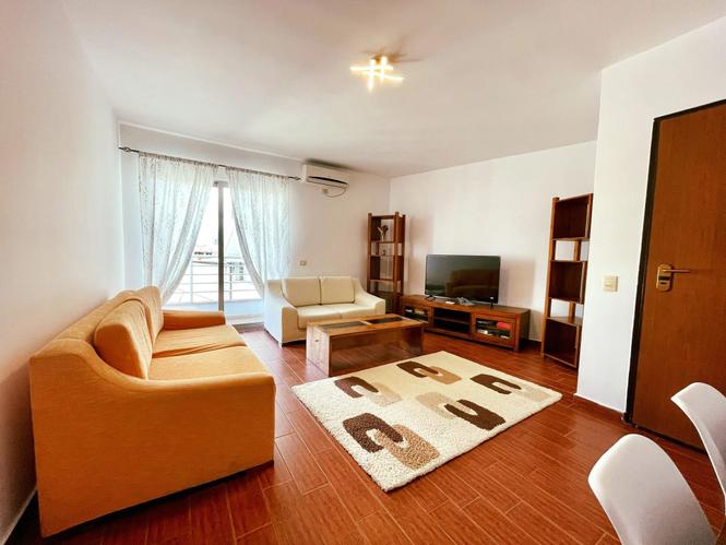 Jepet me Qera apartament 2+1 Qendra "Kristal", Komuna e Pari
