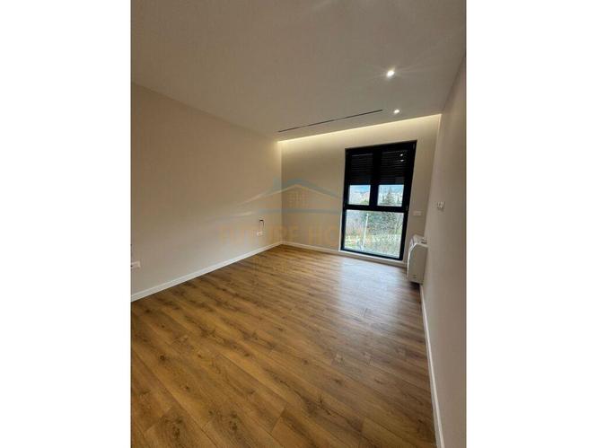0697863654 Shitet, Apartament 2+1+Post Parkimi,
