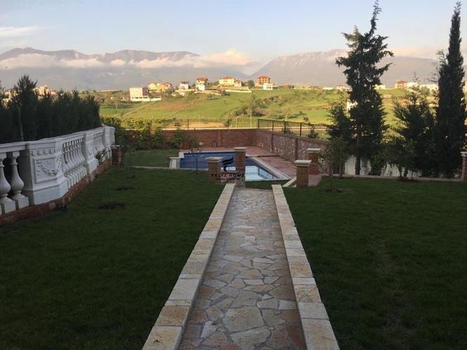 VILE ME QERA 535 M2 AKACIA HILLS 4000 EURO
