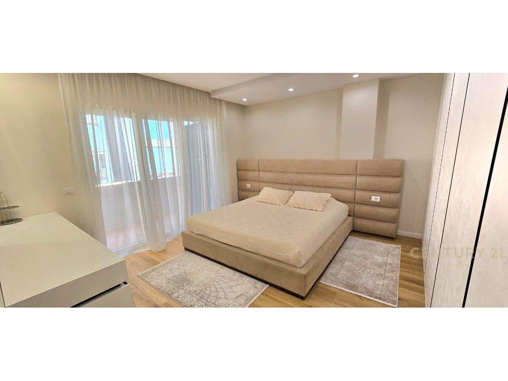Shesim-Apartament-2+1+2+-Parkim-Te-Liqeni-Thate-