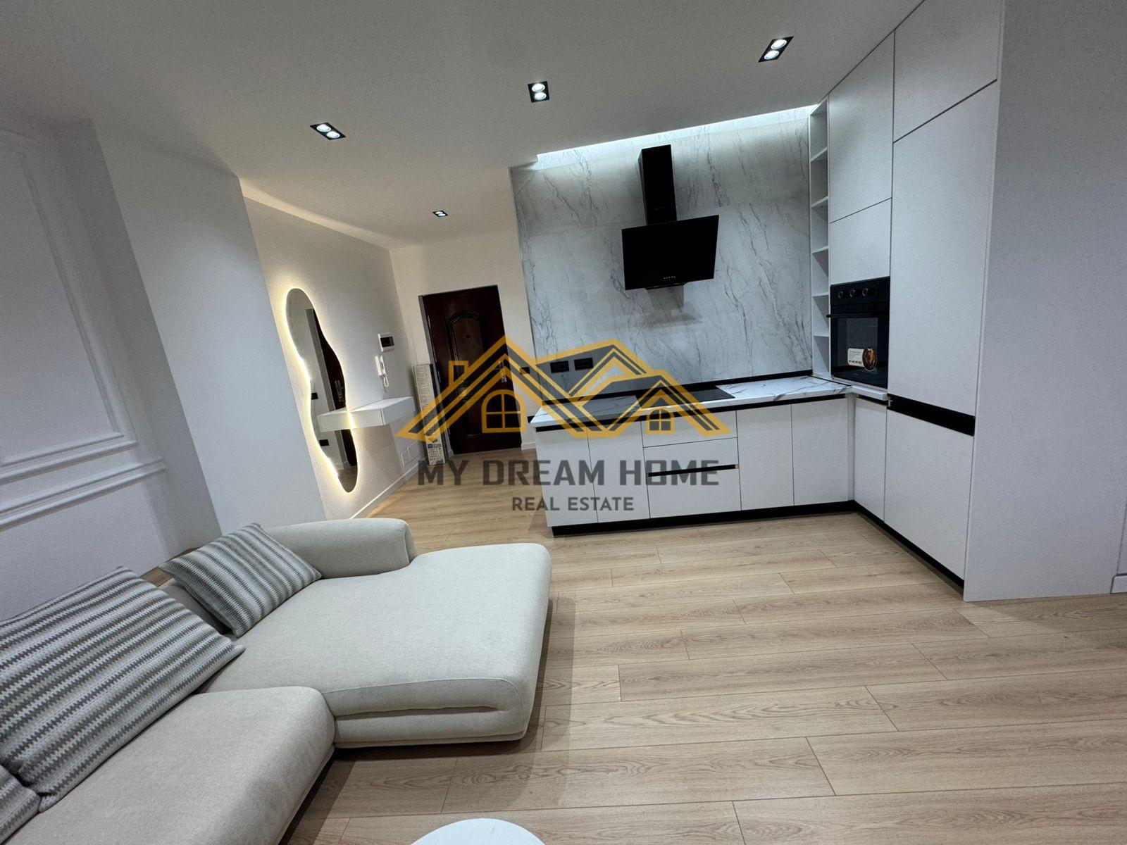 APARTAMENT-1+1-PRANE-STACIONIT-TE-TRENIT-NE-DURRES--PER-SHIT