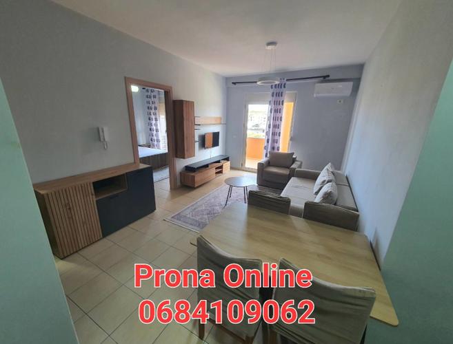 SHITET apartament 1+1 ne Plazhin e Durresit