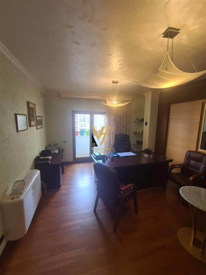 SHITET-APARTAMENT-3+1+2-TEK-ISH-BLLOKU-490-000-EURO