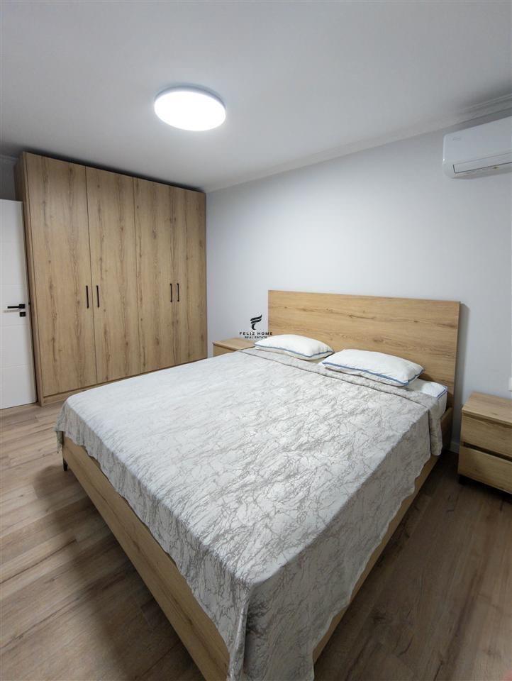 APARTAMENT-ME-QERA-1+1-QENDER-700-EURO