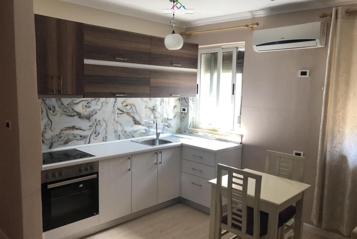 Apartament-ne-Shitje-2+1-Tek-Rruga-e-Barrikadave--ID-B121177