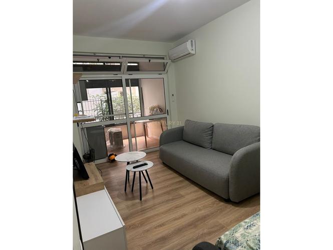 Garsoniere në shitje – Shkëmbi i Kavajës.   +355693150128