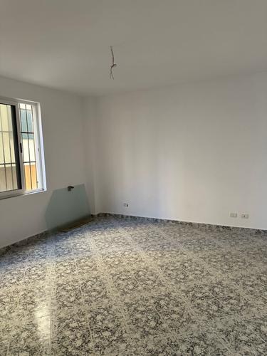 Shitet apartament 2+1 ne Iliria, Durres 70m larg detit