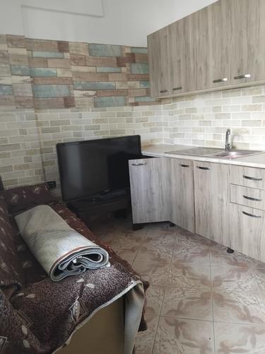 Apartament 1+1 me qira – Xhamllik, pranë Venue Club !