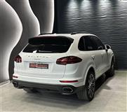 Cayenne 2017 Platinum Edition