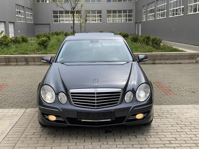 Mercedez benz E class