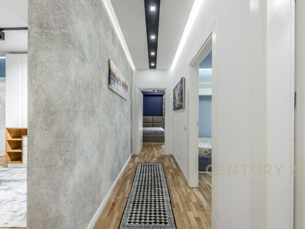 0698329326-SHITET-PENTHOUSE-PRAKTIK-PËR-JETESË-KOMODE