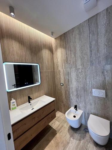 APARTAMENT ME QERA 2+1 KOMUNA E PARISIT 1100 EURO