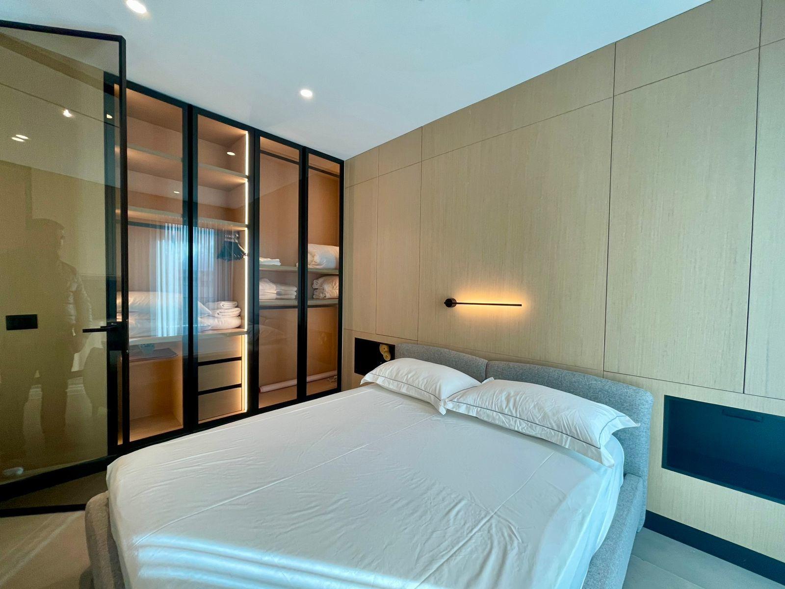 Shitet-Apartament---Myslym-Shyri