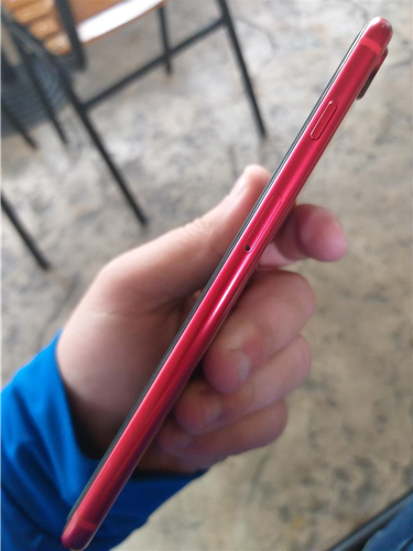 iPhone 8 Plus 400€