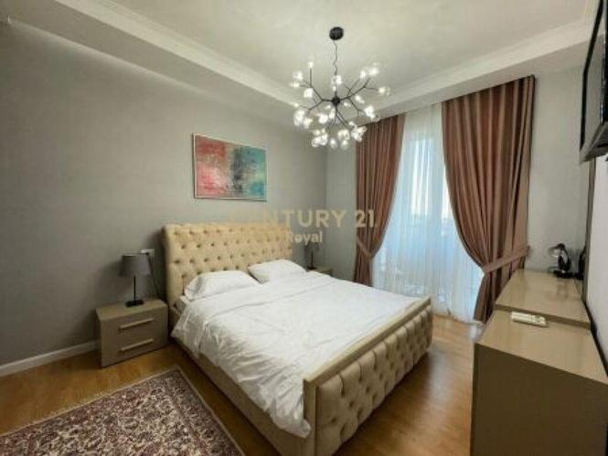 JAPIM ME QIRA APARTAMENT 1+1 PRANE 21 DHJETORIT!