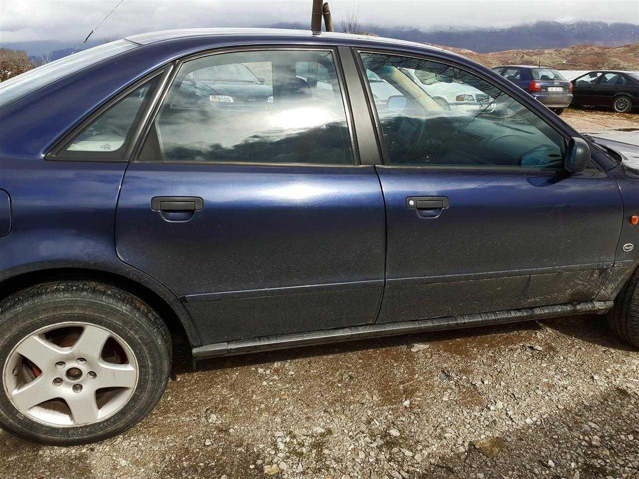 audi-a4-1-8-benzin-gaz-ne-leje-shitet-1400-mij-lek-pogradec