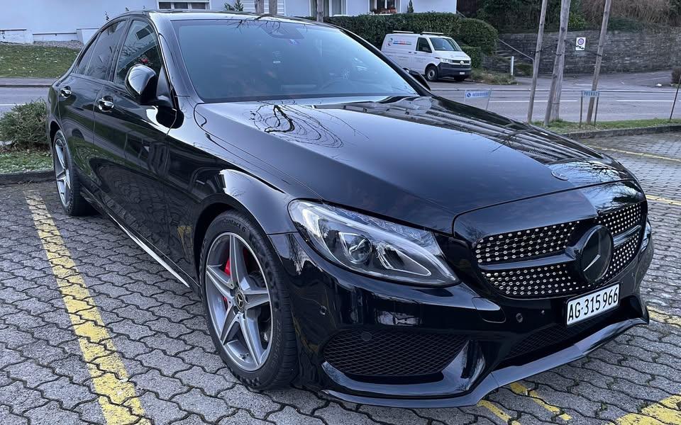 Mercedes-Benz-C250-D--AMG-Line-9G