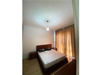 Apartament 1+1 me Qira në Rruga 5 Maji, Tiranë