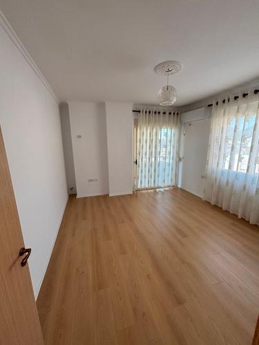 Shitet apartament 2+1 Fresku