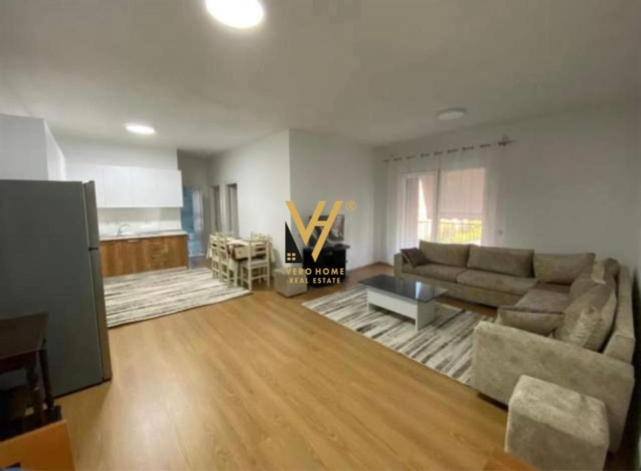 JEPET-APARTAMENT-3+1+2-ME-QIRA-TE-5-MAJI-650-EURO