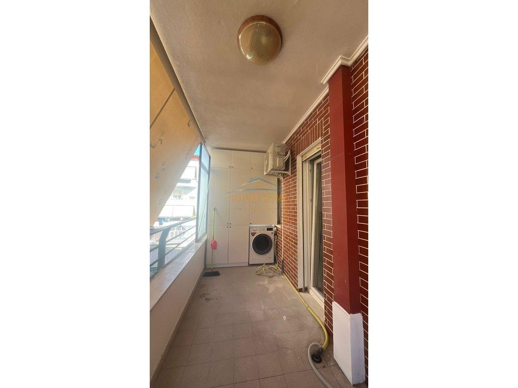 Qera--Apartament-1+1+Post-Parkimi--Kodra-e-Diellit--Tirane
