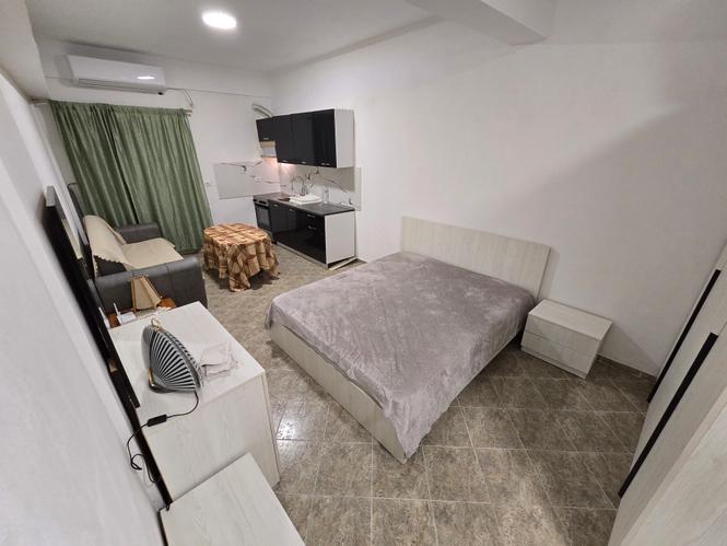 Garsoniere me Qera – Qendër (Pranë Stadiumit) &#55357&#56525
