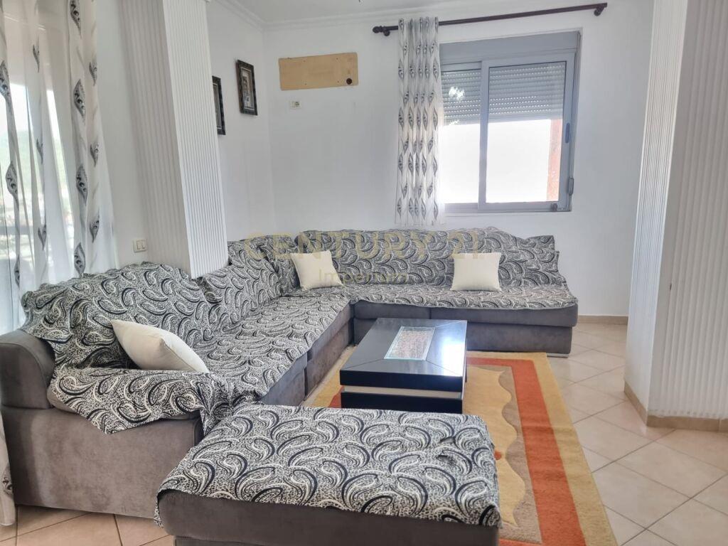 Apartament-3+1+2-per-Qira-pranë-rreth-rrotullimit-Yzberisht