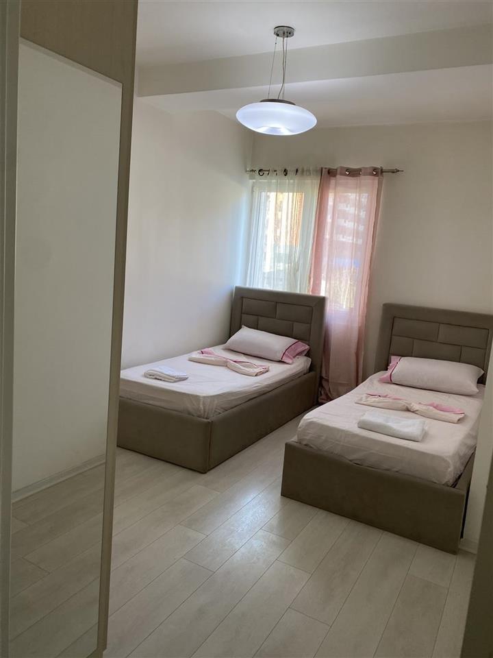 JEPET-ME-QERA-APARTAMENT-2+1-620-EURO-ISH-NISHARAKU