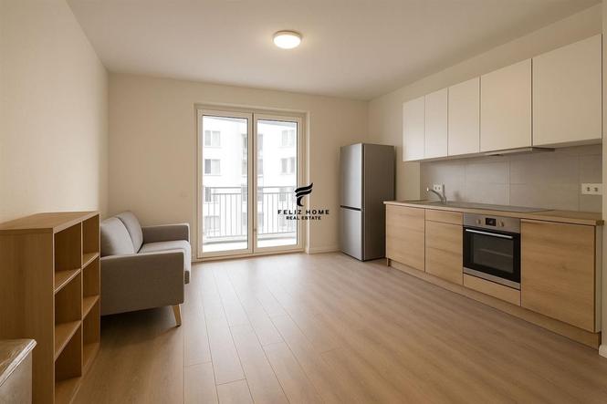APARTAMENT ME QERA 2+1 PAZARI I RI 60.000 LEKE