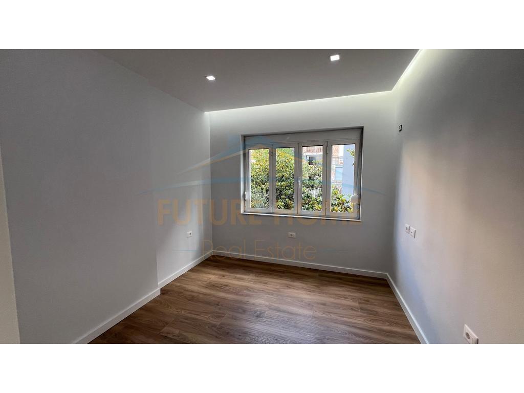 Shitet--Apartament-3+1--Myslym-Shyri
