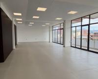 JEPET ME QERA ZYRE OPEN SPACE 420M2 3300 EURO ASTIR
