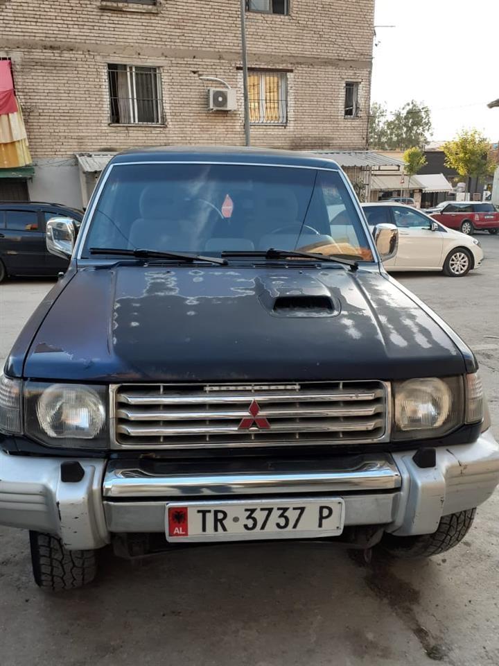 Shitet Mitsubishi Pajero 1995 Tiranë