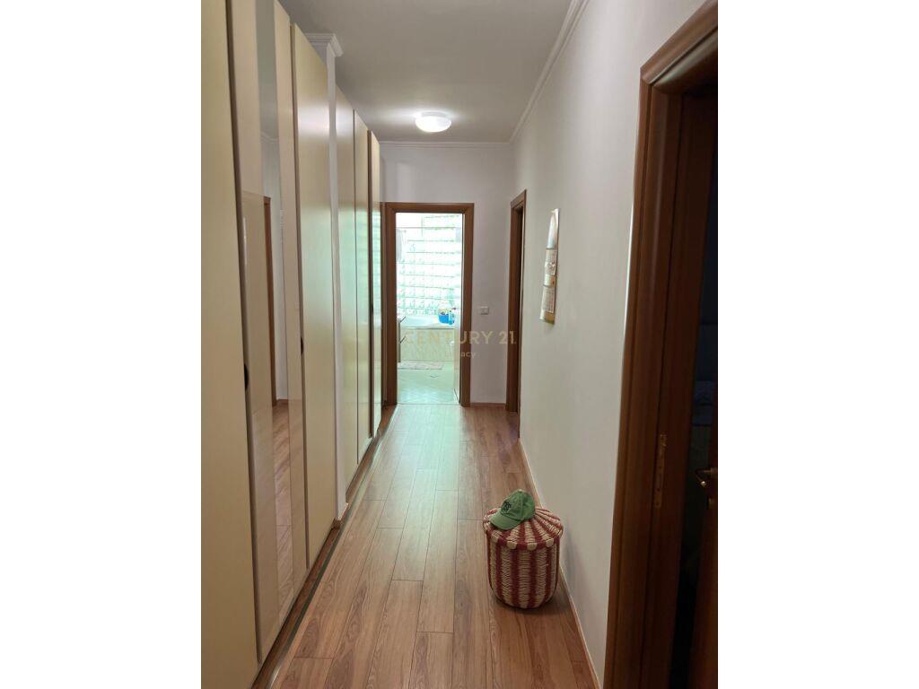SHITET-APARTAMENT-2+1+2-NE-SUPER-LOKACION--BLLOK-