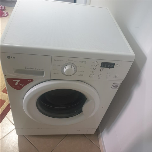 Shitet lavatriçe LG 7kg 130 mijë lekë