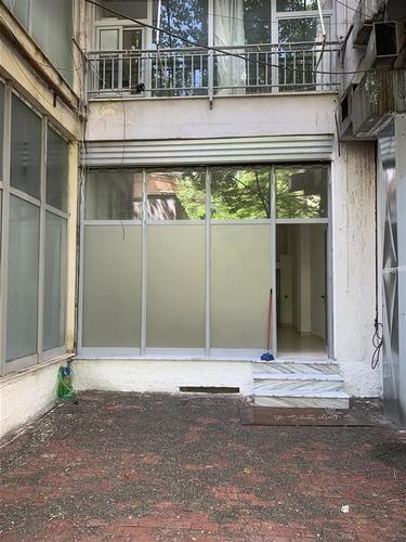 DYQAN ne TIRANE Rruga islam alla shes dyqane