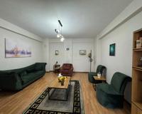 Shitet Apartament 1+1 në Rrugën Mine Peza, pranë Kafe Flora