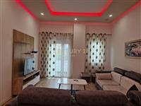 Apartament 2+1 për Qira në Rrugën Peti