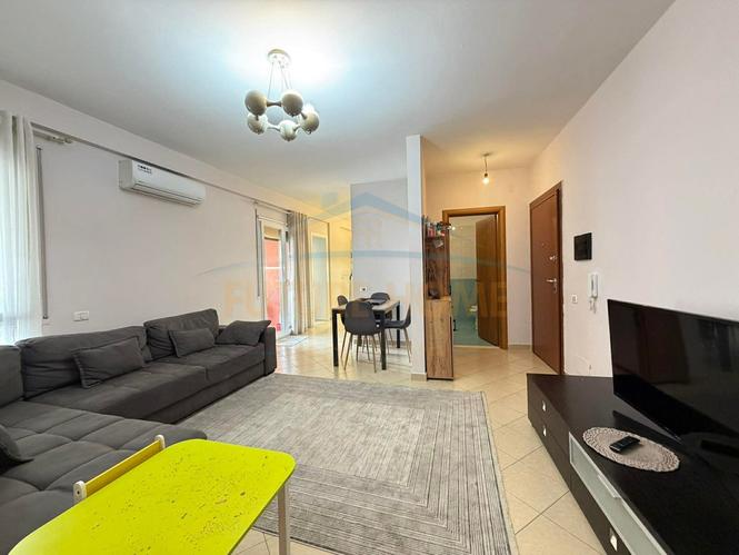0698046024 Shitet, Apartament 2+1,