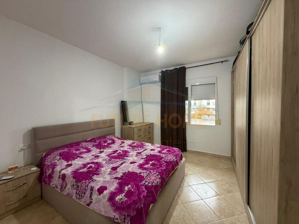 0697048062-SHITET-APARTAMENT-1+1-PRANE-ISH-URT-DURRES