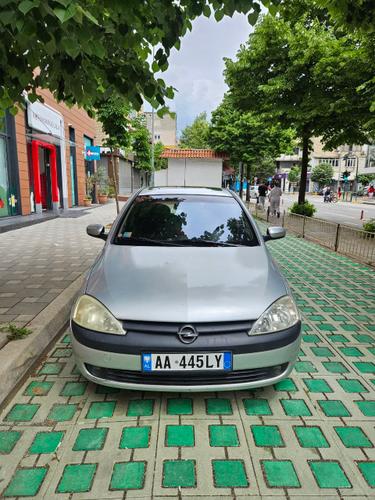 Shitet Opel Corsa 1.2 Benzinë Automat