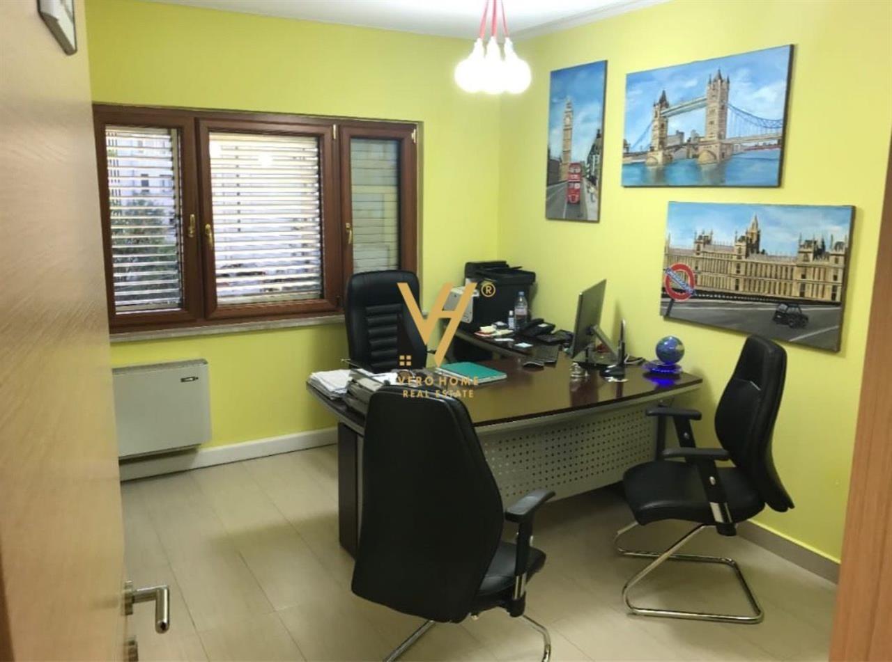 SHITET-APARTAMENT-3+1+2-TEK-ISH-BLLOKU-490-000-EURO