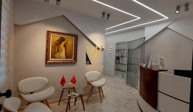 JEPET AMBIENT BIZNESI 70 M2 ME QERA TE MINE PEZA 1.900 EURO