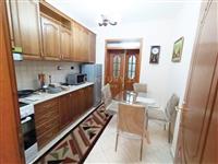 Jepet me qira Apartament 2+1 tek Fakulteti Juridik