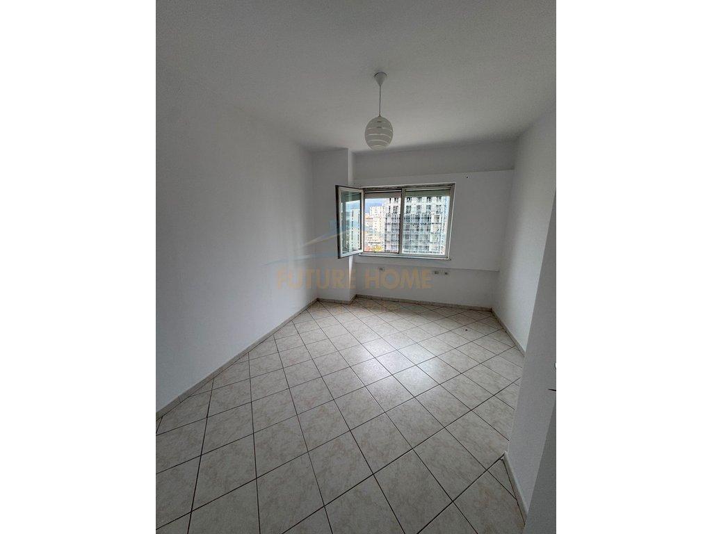 Qera--Apartament-2+1--Laprake--Tiranë